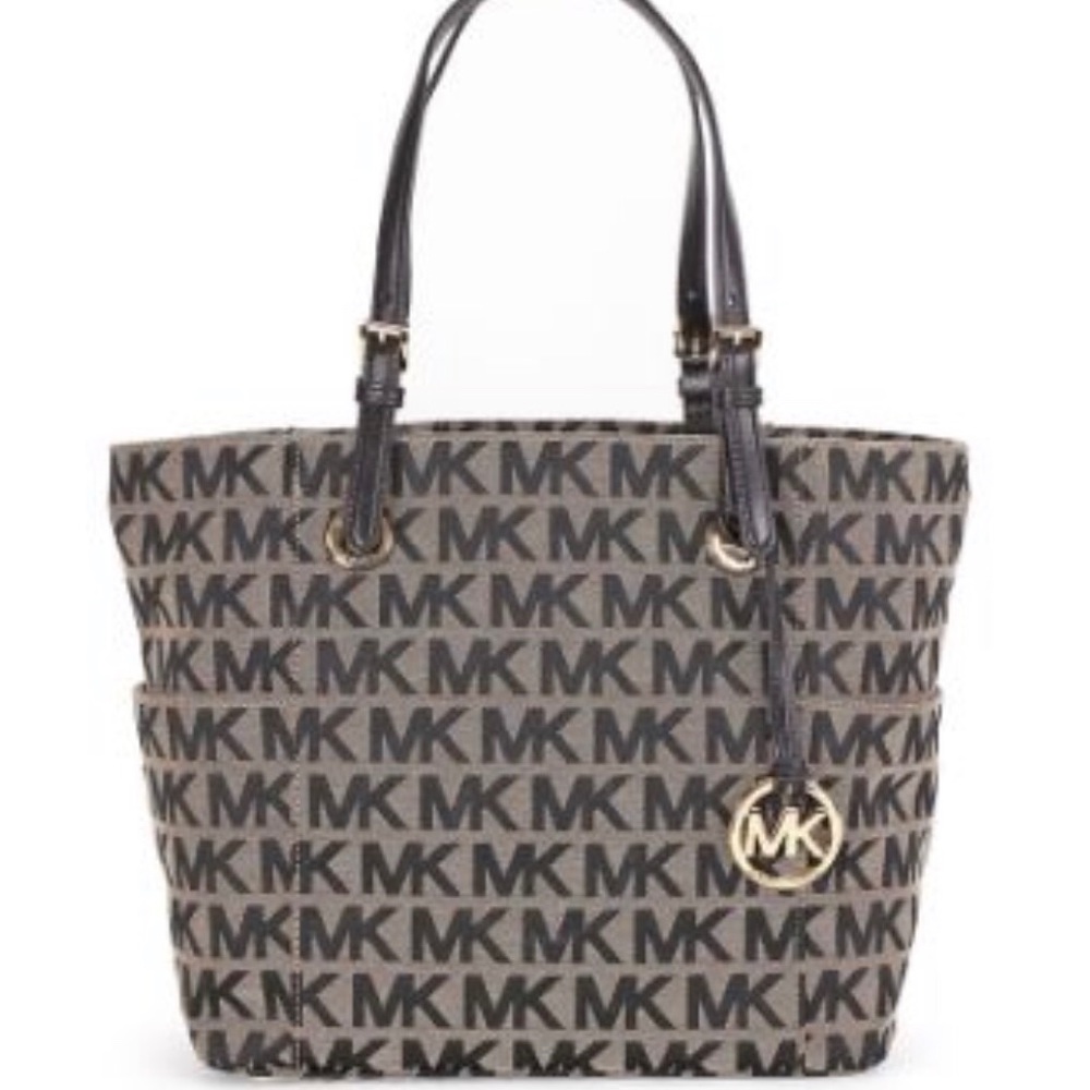 Michael Kors Signature Jet Set Tote